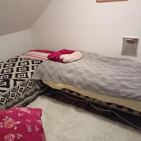 Bei Hanna Appartement Enying Buitenkant foto