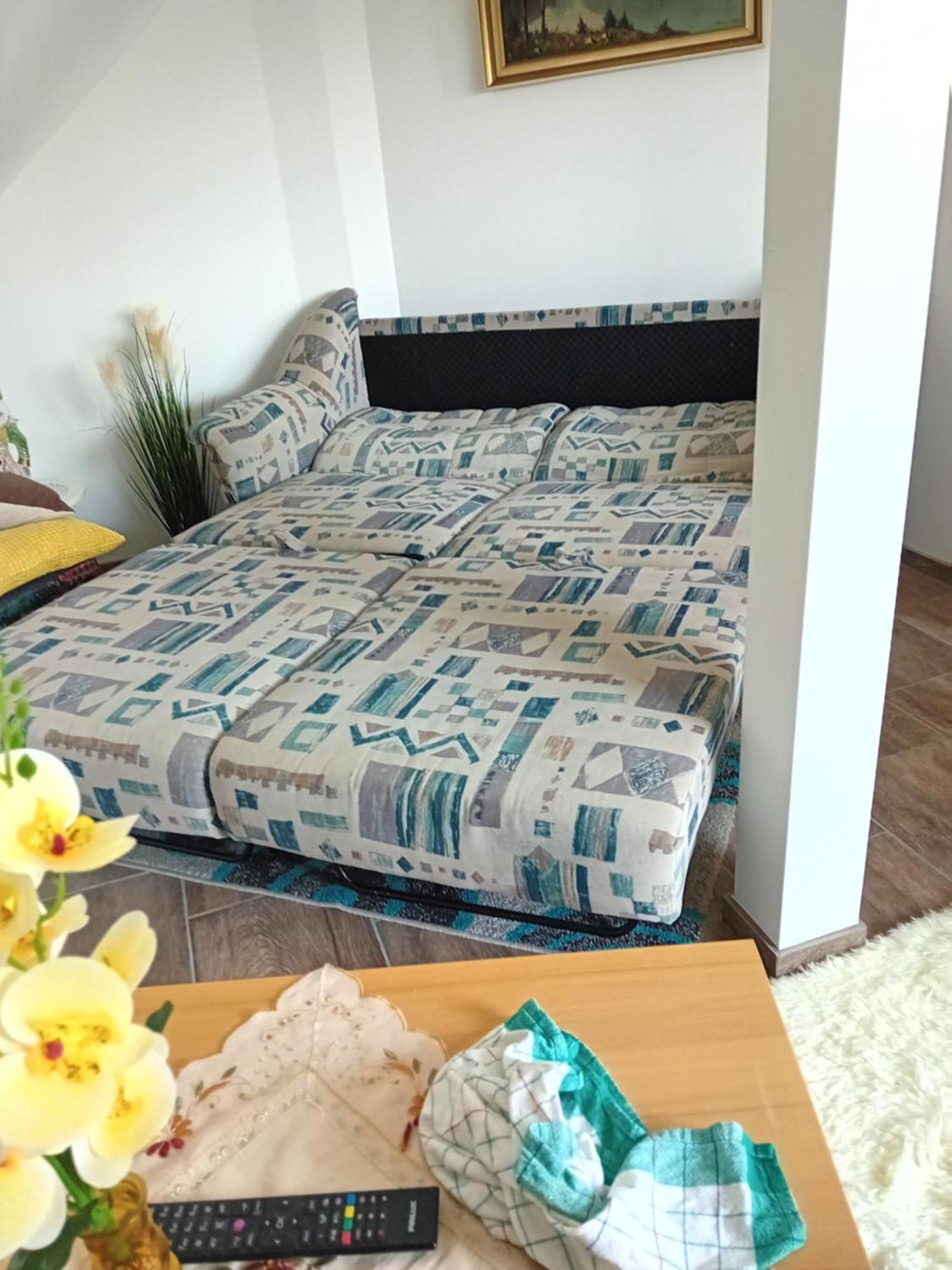 Bei Hanna Appartement Enying Buitenkant foto